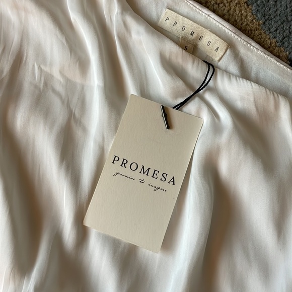 PROMESA WASHED MAXI DRESS - Picture 5 of 7